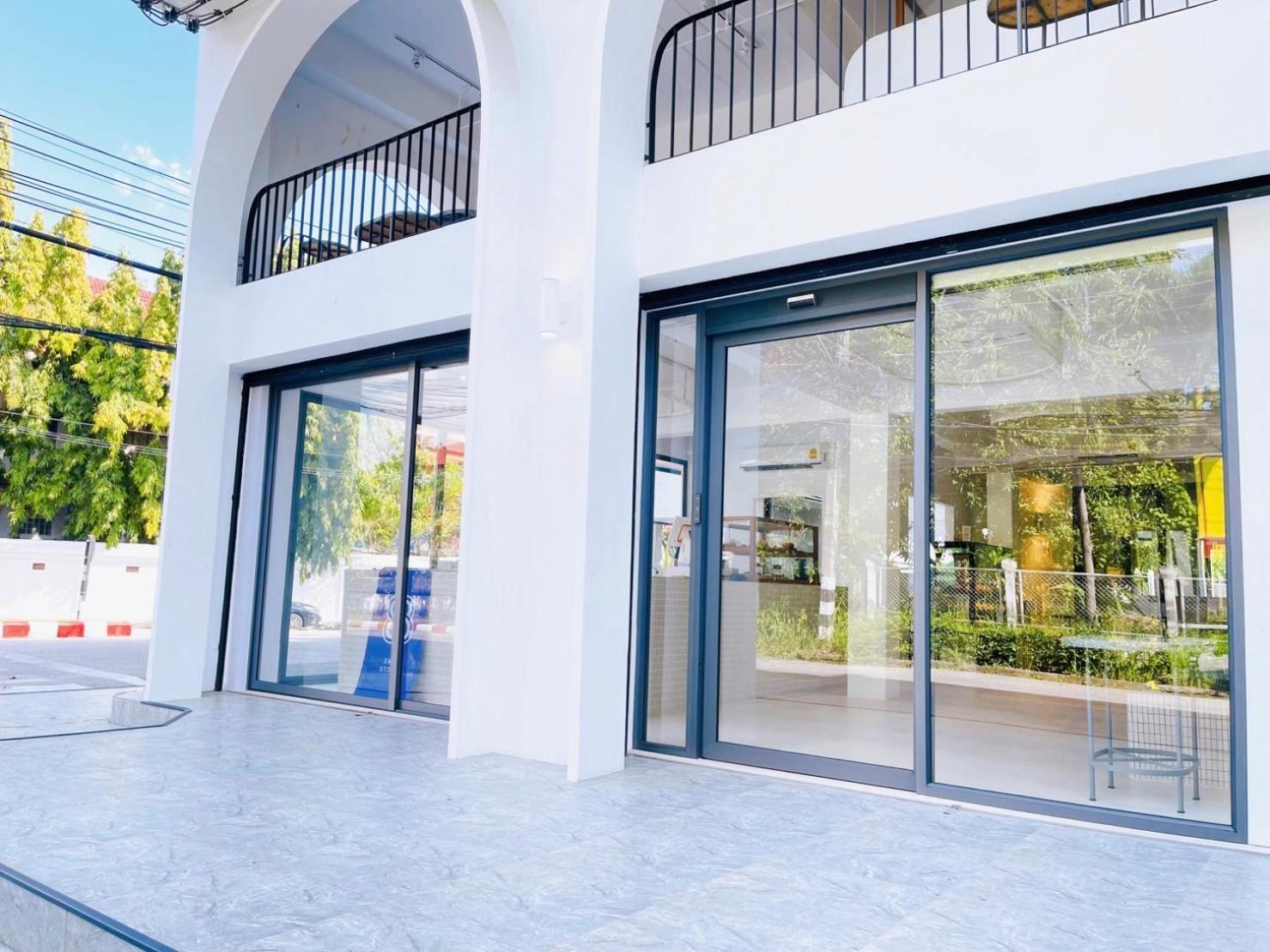 The Corner มุมม่วน คาเฟ่ แอนด์ โฮสเทล Mummuan Hostel Chiang Mai Exterior photo